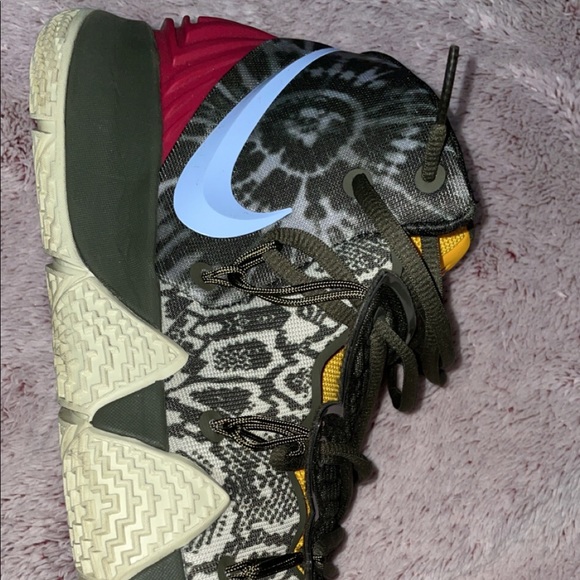 Mismatch kyrie 5s - Picture 4 of 10